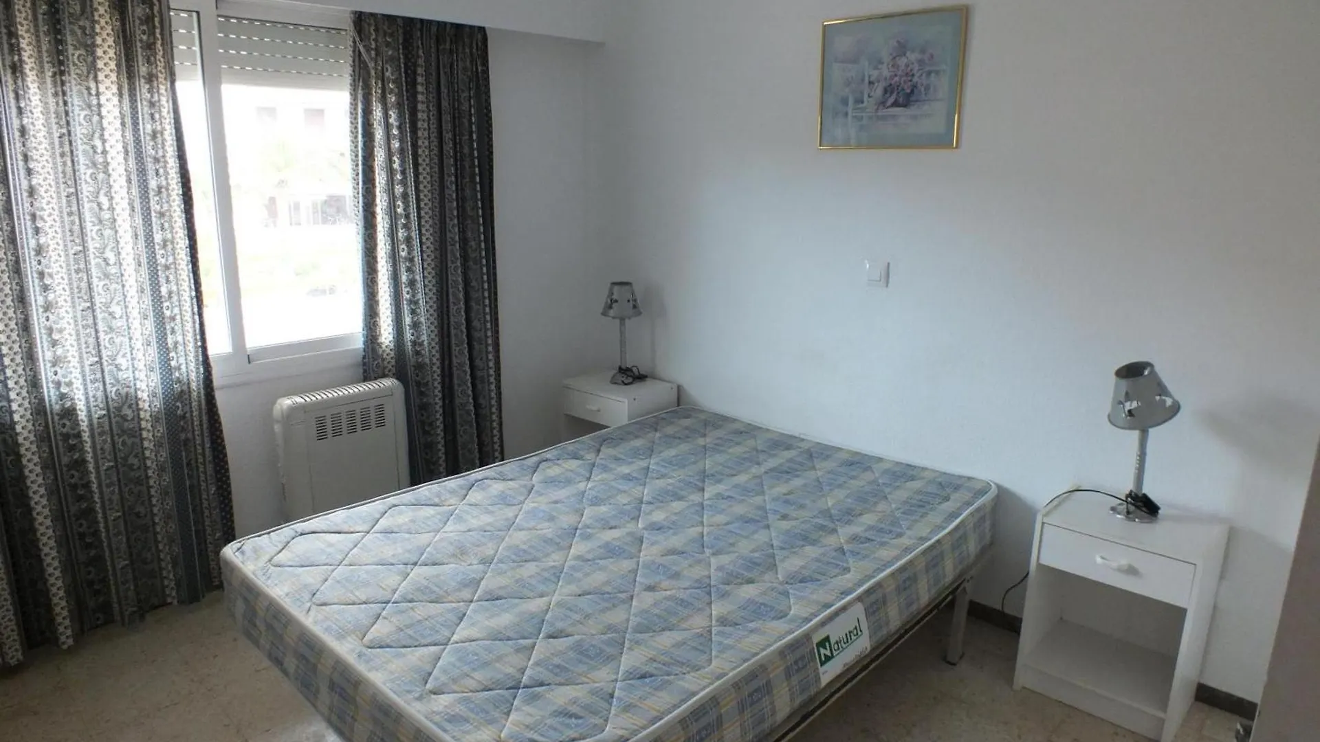Apartamento Para 6 Personas En Rosas, Acceso A La Playa - Es-204-69