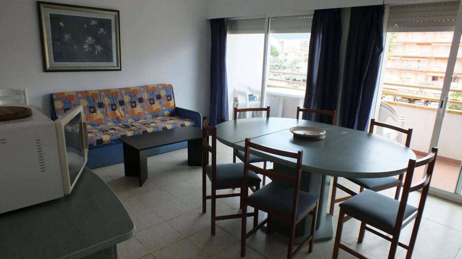 Apartamento Para 6 Personas En Rosas, Acceso A La Playa - Es-204-69 0*, Roses Spain